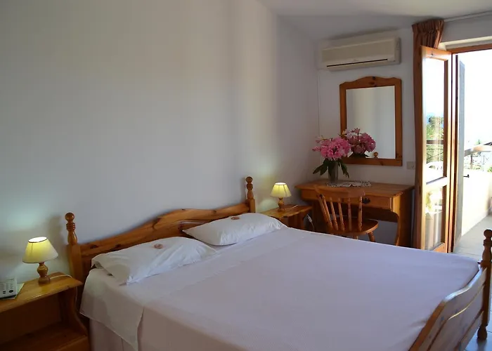 Hotell Stella Marina 3*